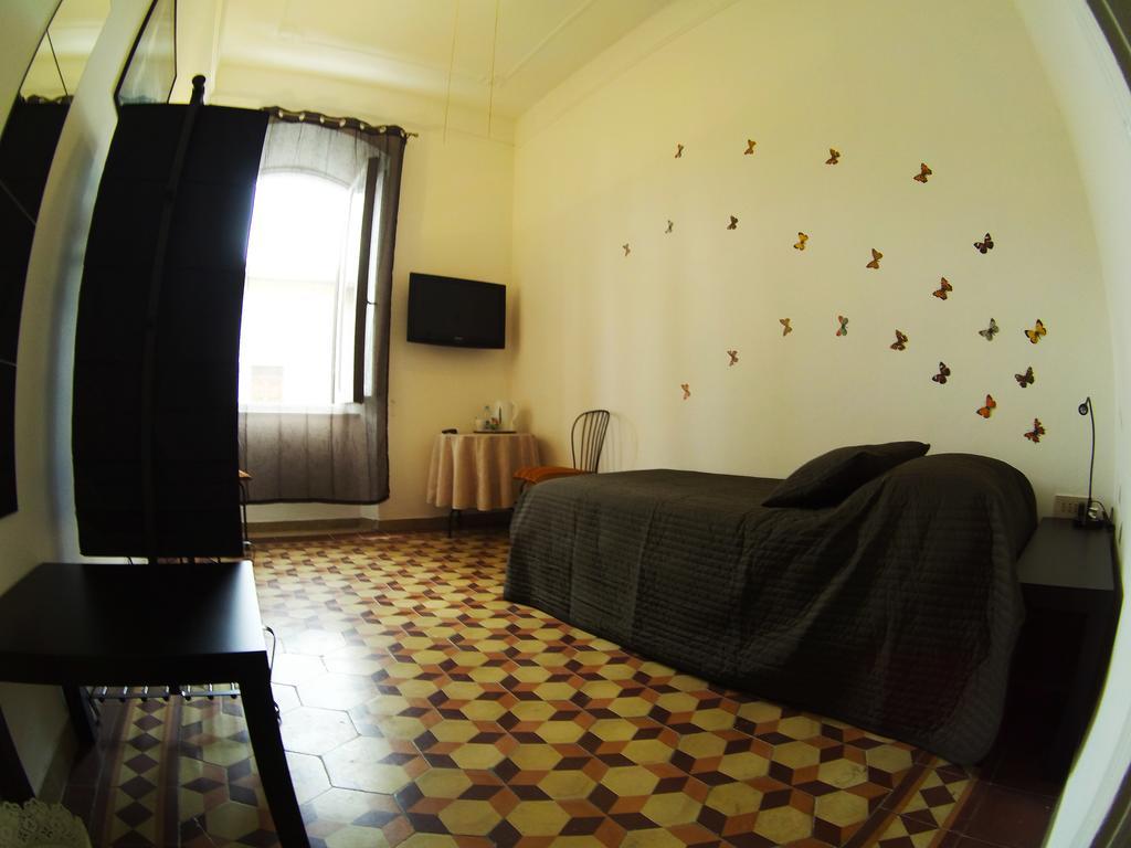 Arena Alfieri B&B Livorno Phòng bức ảnh