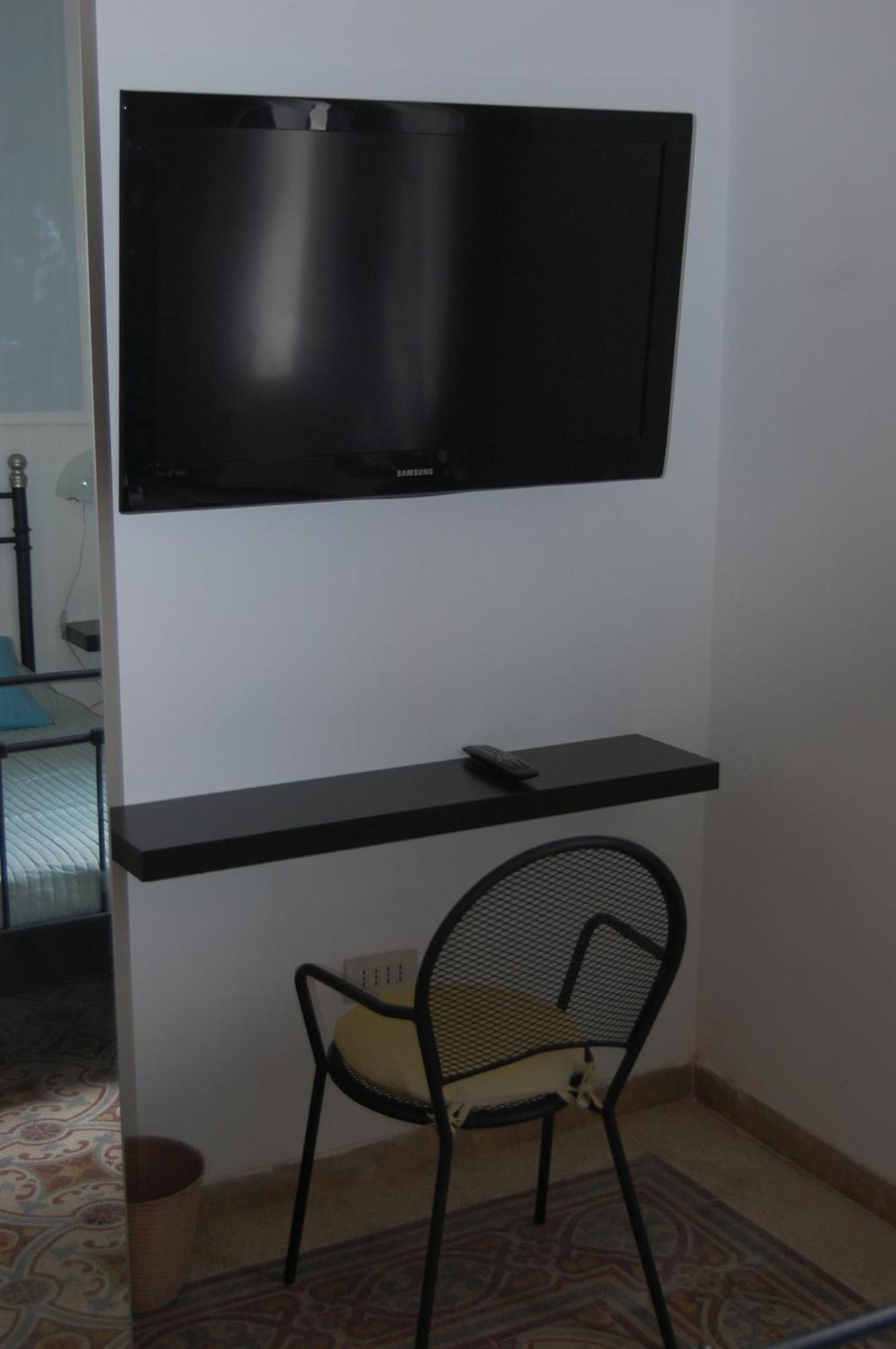 Arena Alfieri B&B Livorno Phòng bức ảnh