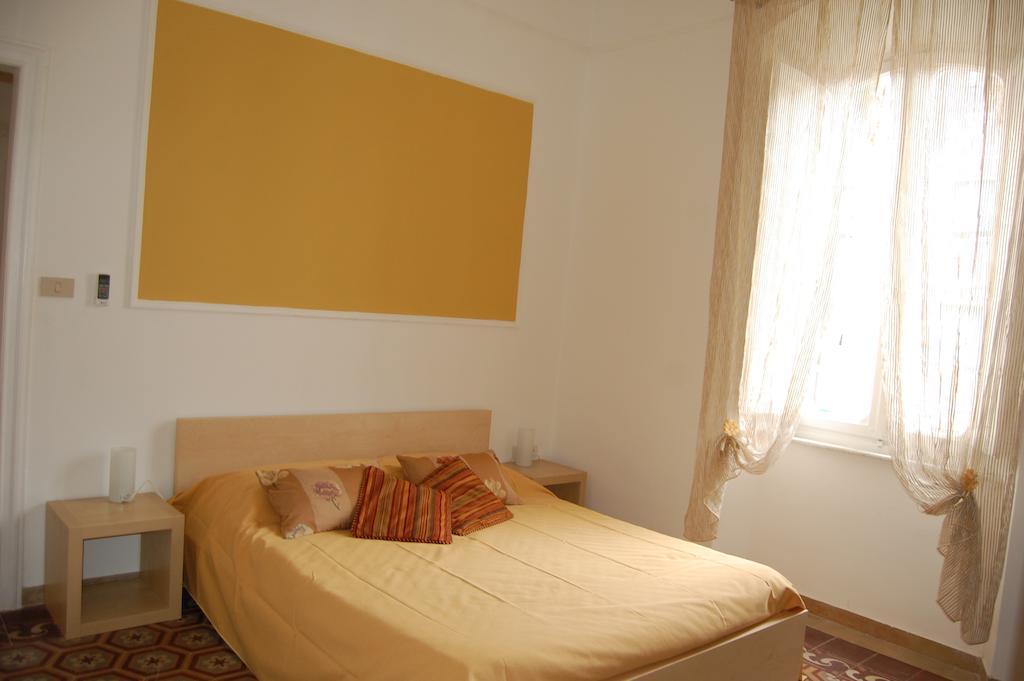 Arena Alfieri B&B Livorno Phòng bức ảnh