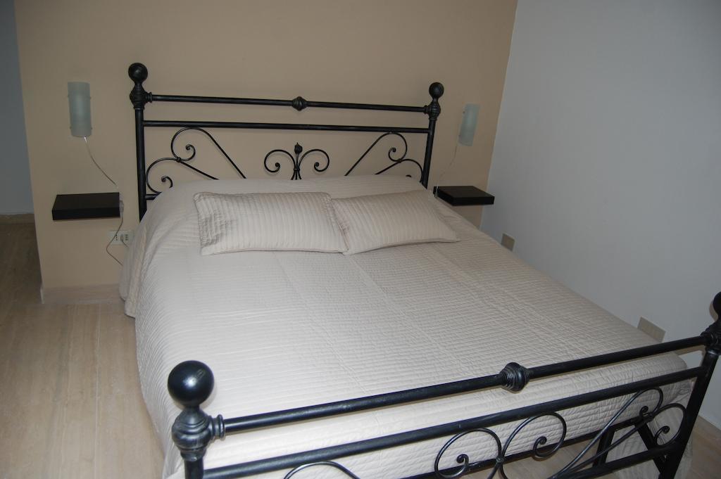 Arena Alfieri B&B Livorno Phòng bức ảnh