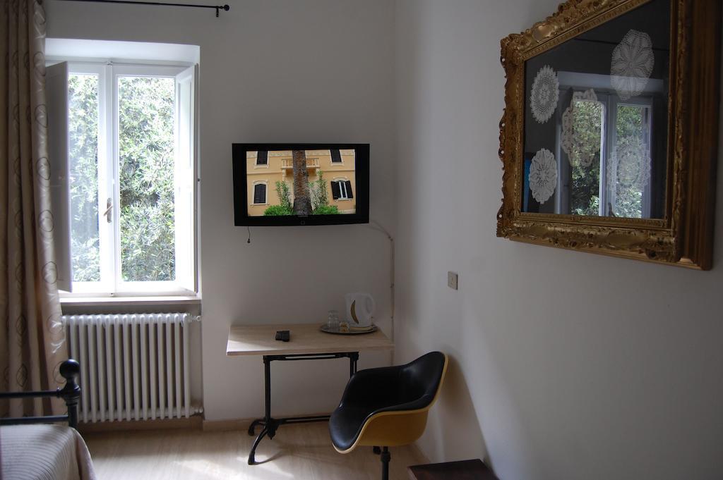 Arena Alfieri B&B Livorno Phòng bức ảnh